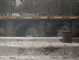 17 4 15 11511111534 بحران سیل درآذربایجان وکردستان