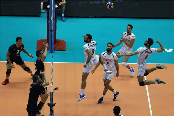 2481332 پیروزی تیم ملی والیبال ایران بر بلژیک/ نمایش فوق‌العاده ایران