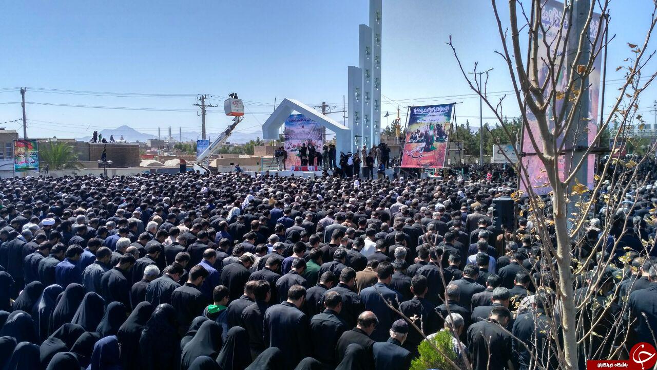 5278588 500 نماز ظهر عاشورا در سراسر خوزستان اقامه شد