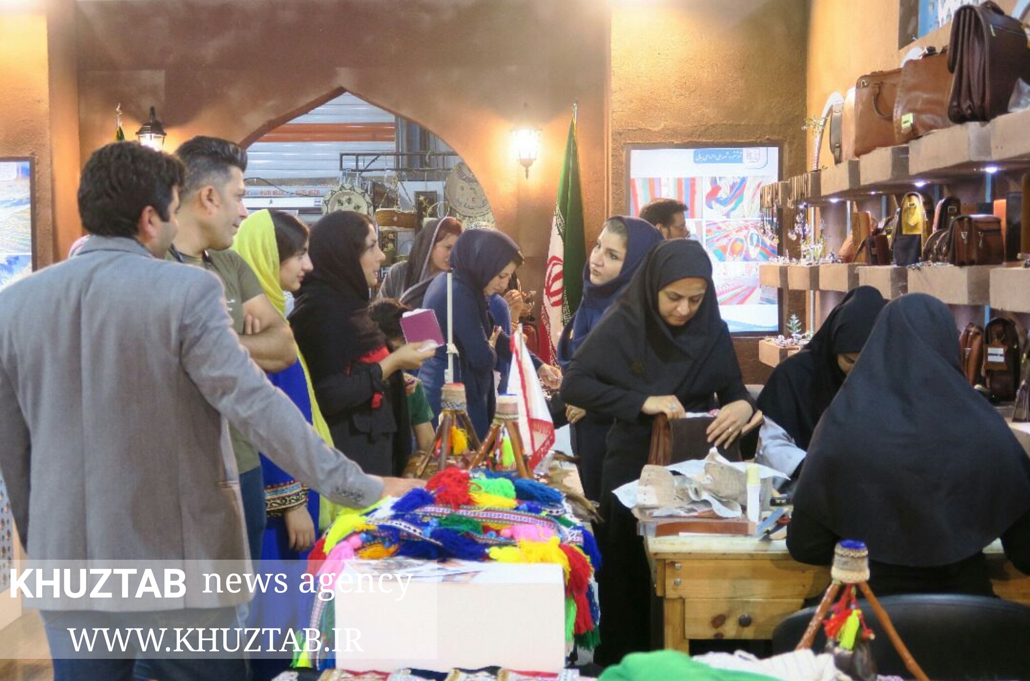 IMG 20190830 134450 ‍ حضور فعالانه کارآفرینان اداره‎کل میراث فرهنگی خوزستان در نمایشگاه هفته دولت در اهواز
