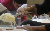 IMG 20200529 155703 718 160x100 ۲۰ هزار پرس غذا بین قشر آسیب دیده از کرونا در خوزستان توزیع شد