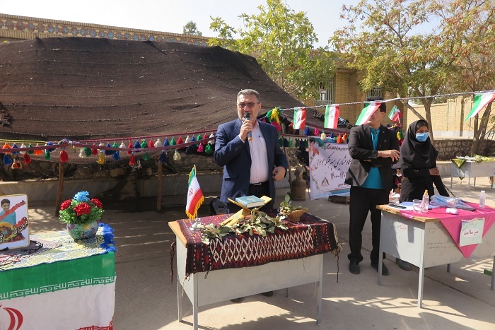 IMG 2576 جشنواره بومی و محلی در مناطق عشایری؛نماد فرهنگ و هویت مردمانی از جنس سنگ