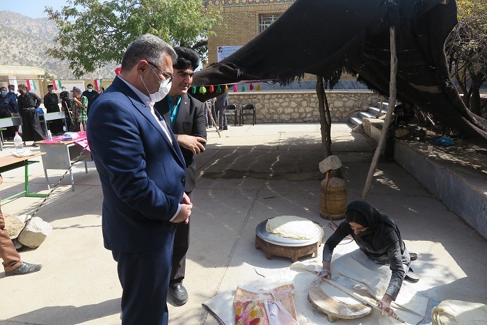 IMG 2597 جشنواره بومی و محلی در مناطق عشایری؛نماد فرهنگ و هویت مردمانی از جنس سنگ