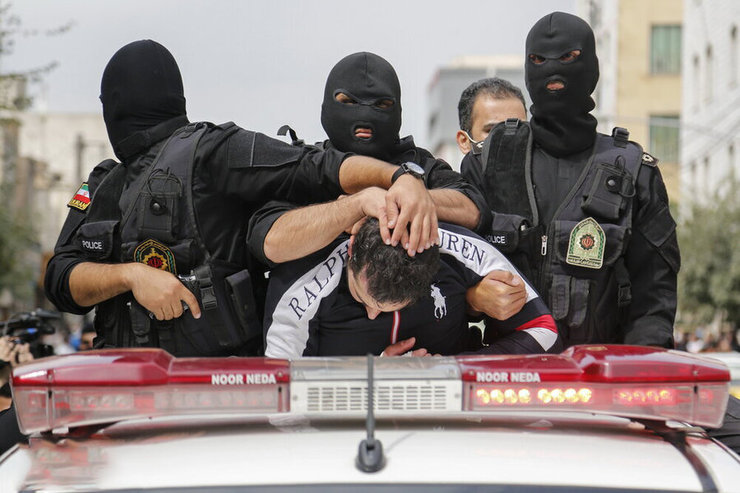 IMG 20220213 WA0002 1 برخورد قاطعانه پلیس خوزستان با اراذل و اوباش