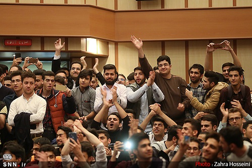 862007 629 برگزاری مناظره دانشجویی در دانشگاه شهید چمران اهواز