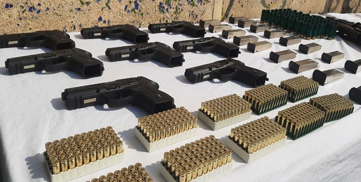 سلاح کشف ۱۰۲ قبضه اسلحه غیرمجاز در خوزستان