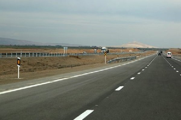 6796870 739 ۲۷ پروژه احداث جاده‌ای در دست اجرا قرار گرفت