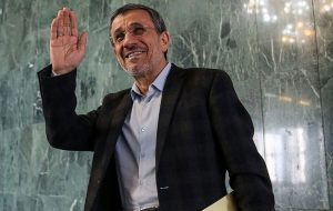 محموداحمدینژاد 300x190 تصمیم احمدی‌نژاد در مورد شرکت در انتخابات