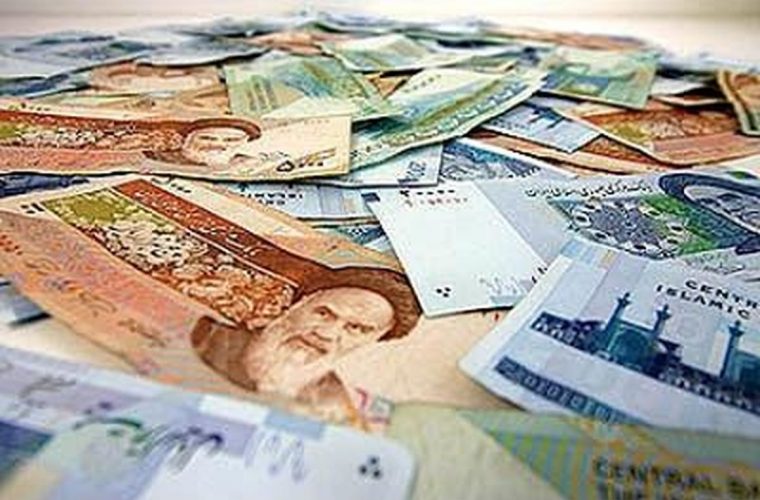 پول 760x500 سقوط بی سابقه ارزش ریال در دولت رئیسی
